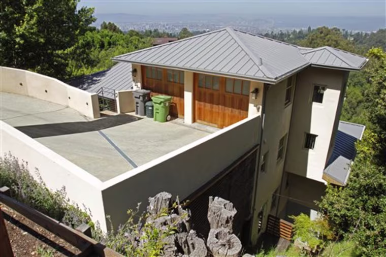 This is a Monday, June 21, 2010 photo of a Japanese inspired home in the hills of Oakland, Calif.  Jerry Brown and his wife, former Gap executive Anne Gust, own the custom-designed, $1.8 million house in one of the San Francisco Bay area's most prestigious neighborhoods _ a Zen-inspired, five-level architectural gem perched high in the wooded Oakland Hills.  That a former governor and nationally known political figure owns a great house in a great neighborhood isn't surprising. But Brown has made his past austerity a central theme to his general election campaign, using it to draw a contrast to his Republican opponent, billionaire Meg Whitman. The former eBay chief executive lives in a $3 million home in a gated community in the Silicon Valley community of Atherton.  (AP Photo/Ben Margot)